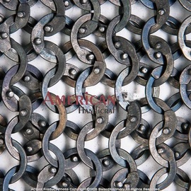 9 MM CHAIN MAIL STEELINESS  ( FLAT RIVITED  )